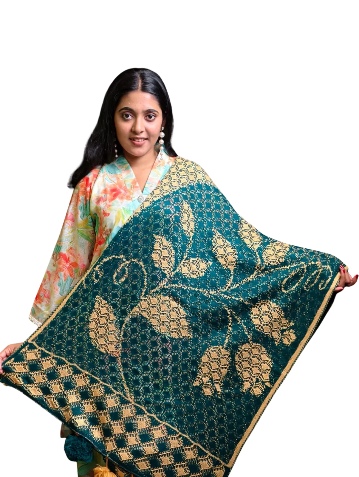 Exclusive Winter ladies Shawl Leaf